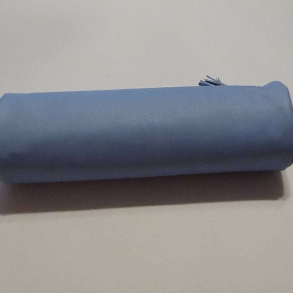 Nwt Deluxe Round Pouch - Picture 7 of 10